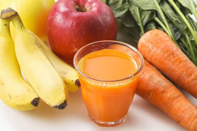 Carrot,Apple Banana with Oats & Milk Smoothie