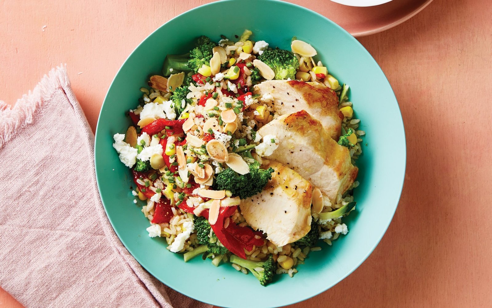 Healthy salad with Chicken and 
steamed rice