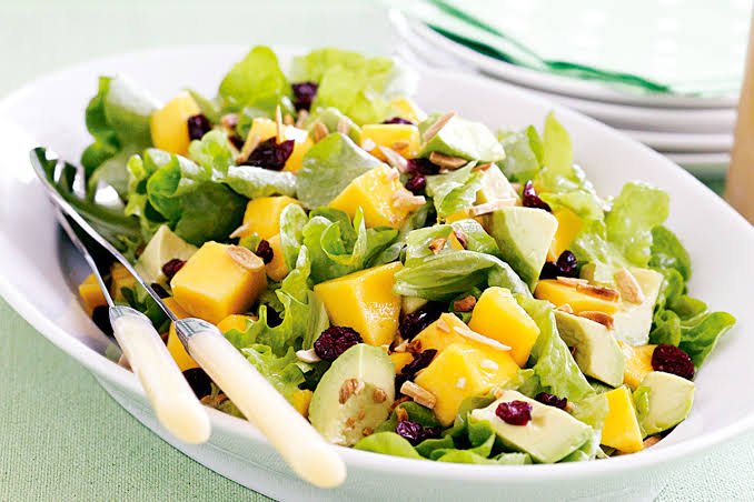 Avocado and mango Salad