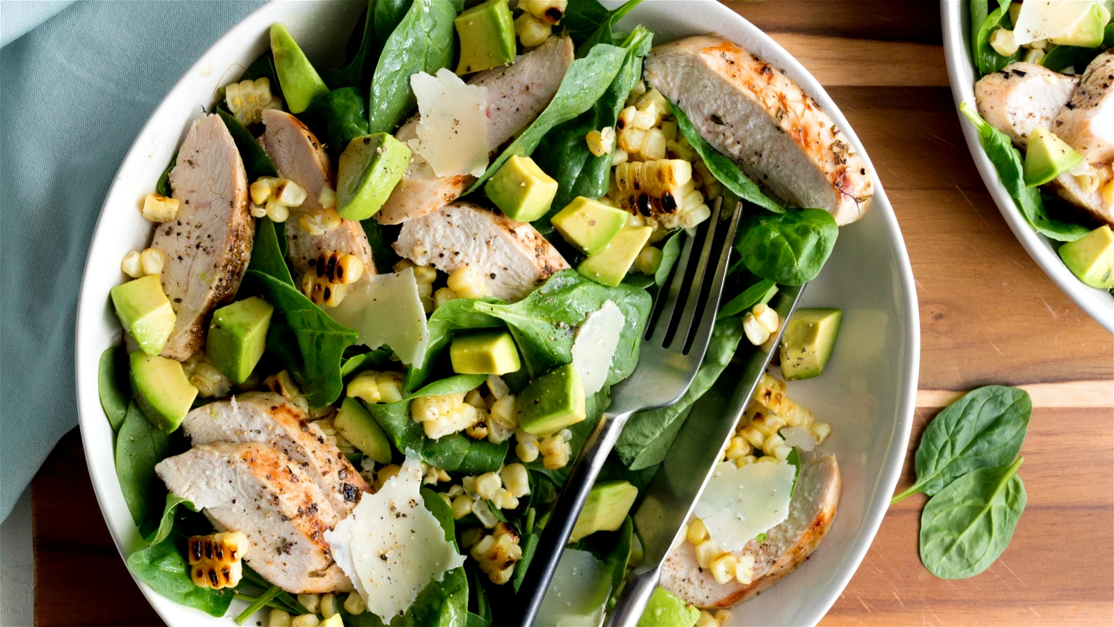 Grilled chicken or tuna with 
avocado and sweet corn salad