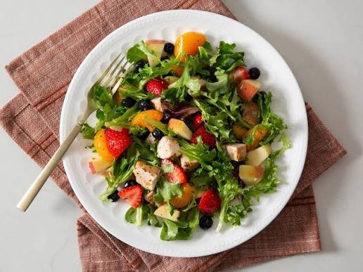 Herbed Grilled Chicken Breast with Fresh fruit salad